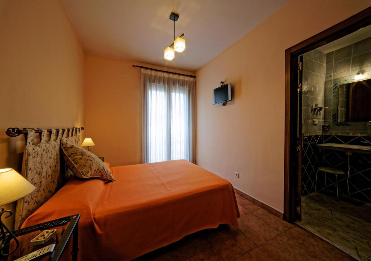 Double Room,1378674203:JPEG